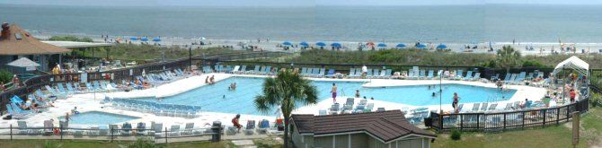 Hilton-Head-Beach-and-Tennis-Resort-Pool