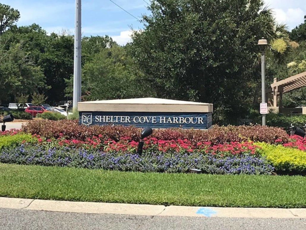 HarboursideCondosShelterCoveHiltonHeadIslandEntrance Explore